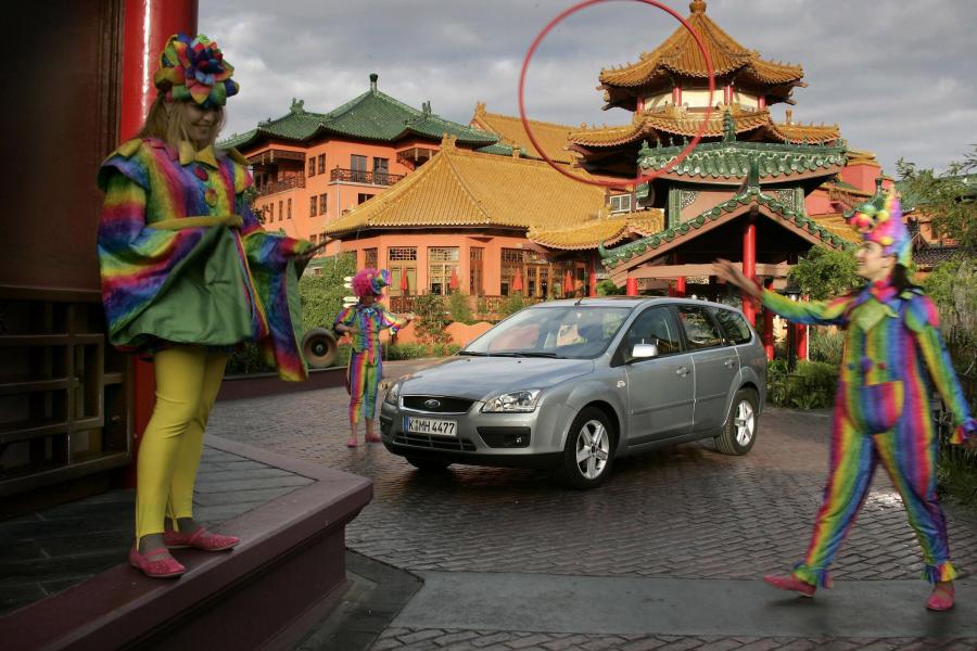  Ford Focus Wagon 2005 года  (фото 37 из 40)